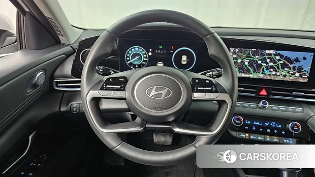 Hyundai The New Avante (CN7) 2023 Белый из Кореи, фото 4