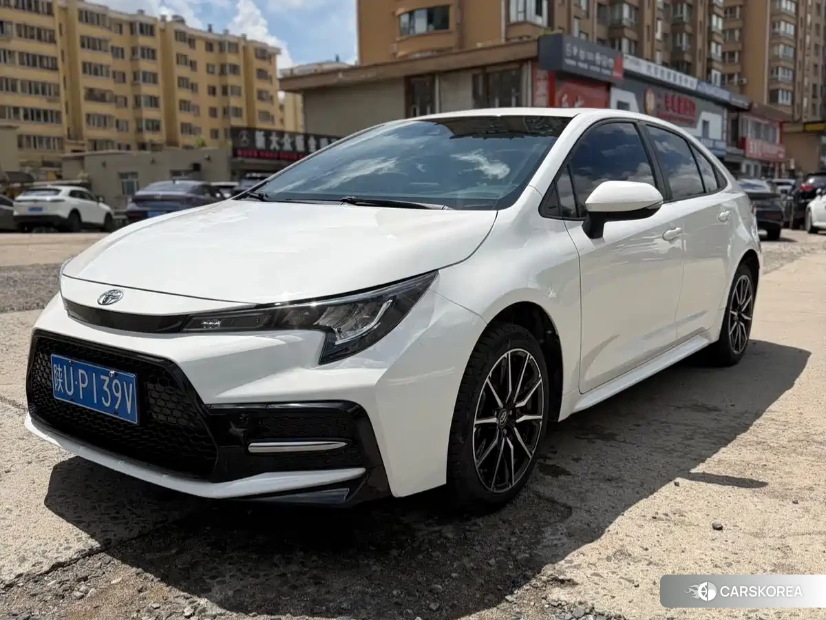 Toyota Levin 2023 Белый из Китая, фото 4