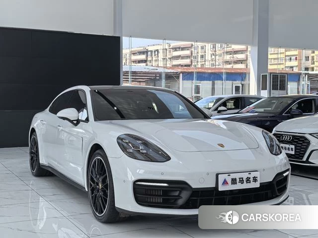 Porsche Panamera 2023 Белый из Китая, фото 4