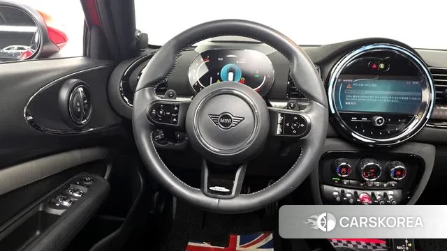 Mini Cooper S Clubman 2023 Красный из Кореи, фото 4