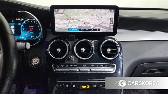 Mercedes-Benz GLC-Class X253 2021 Белый из Кореи, фото 4