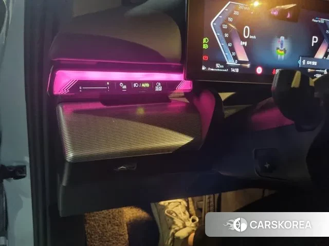 BMW 5 Series (G60) 2024 Серебристо-серый из Кореи, фото 4