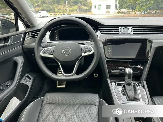 Volkswagen Magotan PHEV 2024 Черный из Китая, фото 4