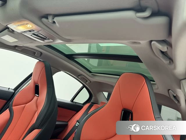BMW 1 series 2023 Белый из Китая, фото 4