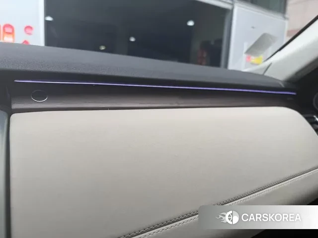 Land Rover Discovery 5 2018 Черный из Кореи, фото 4