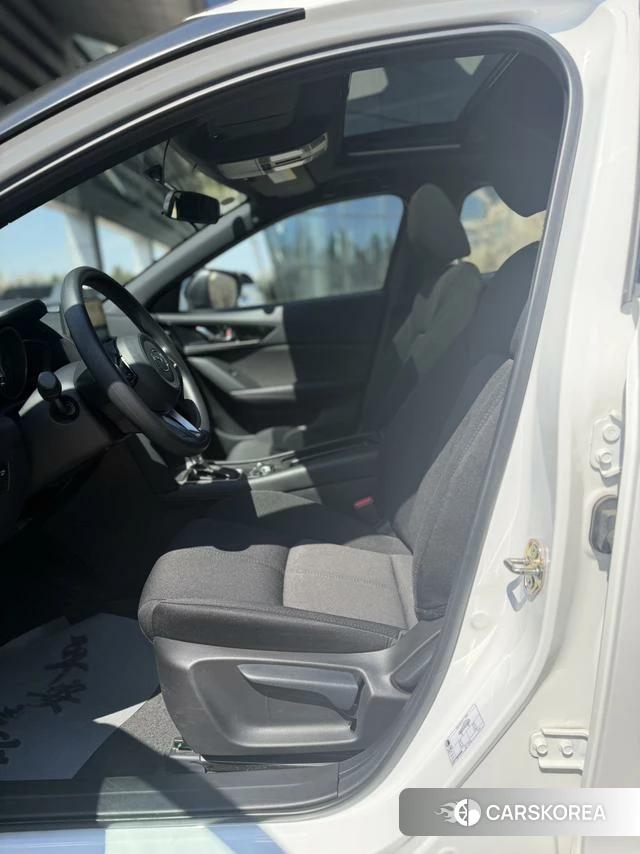 Mazda CX-4 2021 Белый из Китая, фото 4
