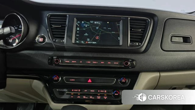 Kia The New Carnival 2019 Белый из Кореи, фото 4