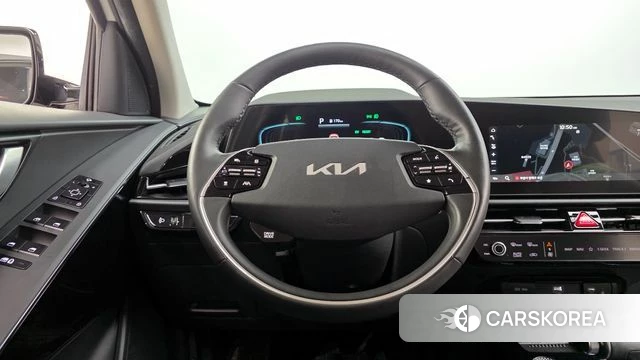 Kia Di Ol Nu Niro 2022 Белый из Кореи, фото 4