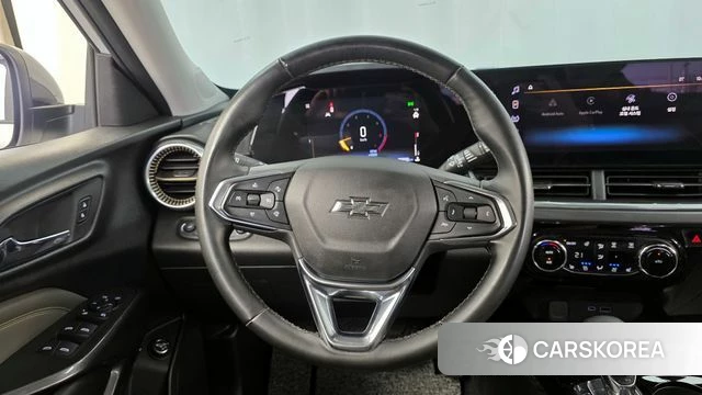 Chevrolet (GM Daewoo) Trax Crossover 2023 Белый из Кореи, фото 4