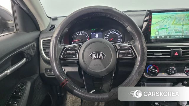 Kia Seltos 2021 Серый из Кореи, фото 4