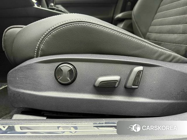 Volkswagen Magotan 2021 Черный из Китая, фото 4