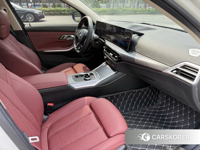 BMW 3 series 2025 Белый из Китая, фото 4