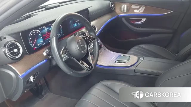 Mercedes-Benz E-Class W213 2022 Серебряный из Кореи, фото 4