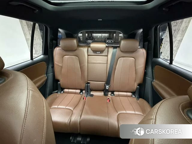 Mercedes-Benz GLB 2023 Черный из Китая, фото 4