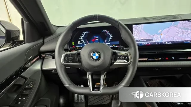 BMW 5 Series (G60) 2023 Черный из Кореи, фото 4