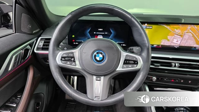 BMW i4 2023 Белый из Кореи, фото 4