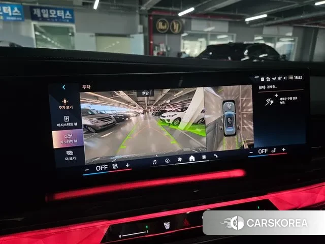 BMW 7 Series (G70) 2023 Черный из Кореи, фото 4