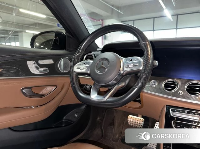 Mercedes-Benz E-Class W213 2019 Черный из Кореи, фото 4