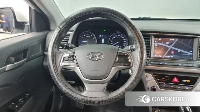 Hyundai Avante AD 2018 Белый из Кореи, фото 4