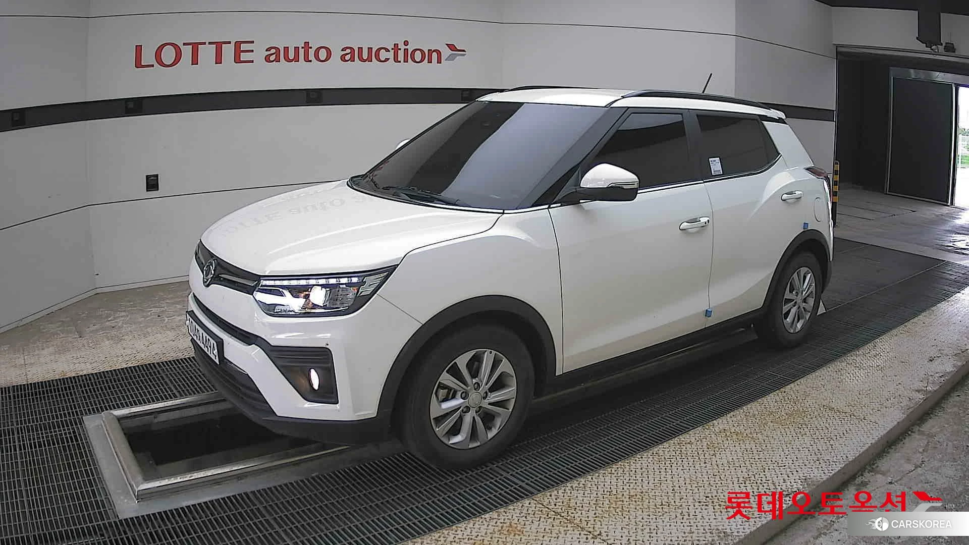 SsangYong Tivoli 2021 Grand White из Кореи, фото 4