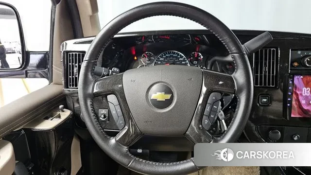 Chevrolet Express Van 2021 Черный из Кореи, фото 4