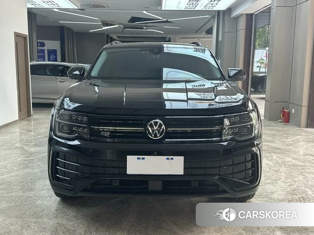 Volkswagen Tourang 2024 Черный из Китая, фото 4