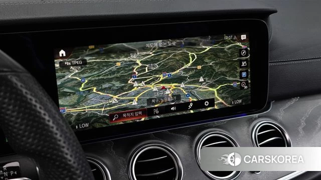 Mercedes-Benz E-Class W213 2022 Белый из Кореи, фото 4