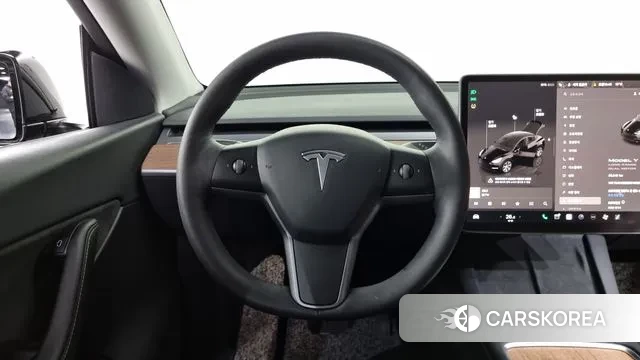 Tesla Model Y 2022 Черный из Кореи, фото 4