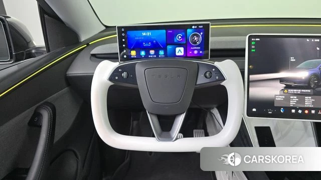 Tesla Model Y 2025 Серый из Кореи, фото 4