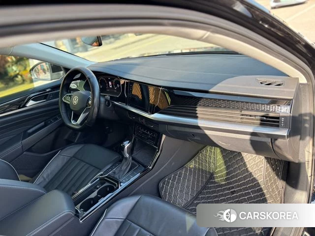 Volkswagen Passat 2023 Черный из Китая, фото 4