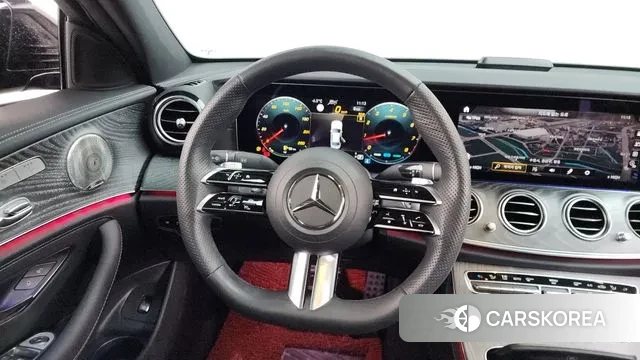 Mercedes-Benz E-Class W213 2023 Черный из Кореи, фото 4