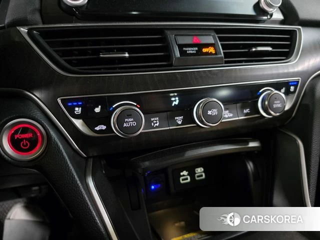 Honda Accord 10th Generation 2021 Черный из Кореи, фото 4