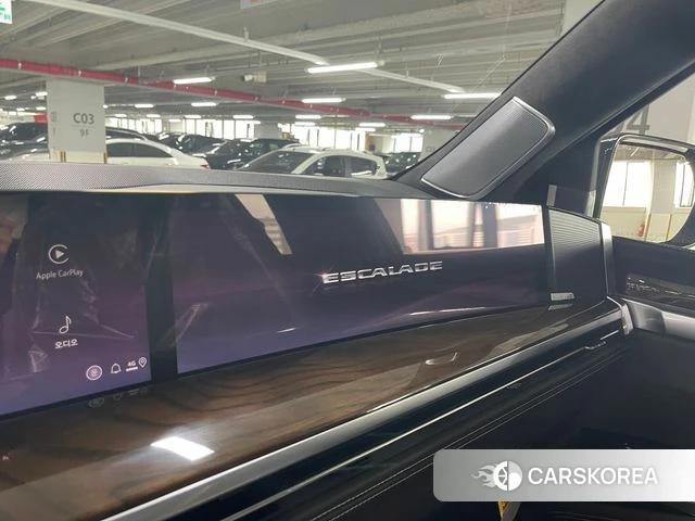 Cadillac Escalade 5th Generation 2026 Черный из Кореи, фото 4