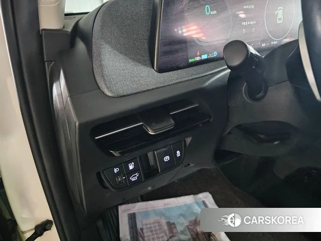 Kia EV6 2022 Белый из Кореи, фото 4