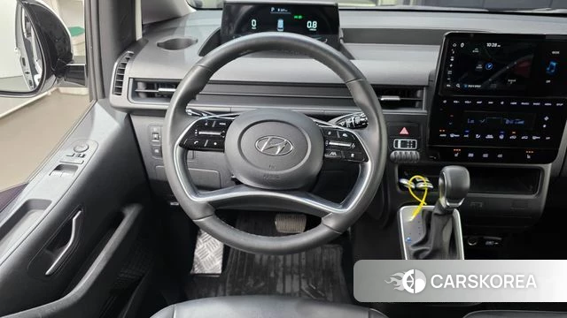 Hyundai Staria 2022 Белый из Кореи, фото 4