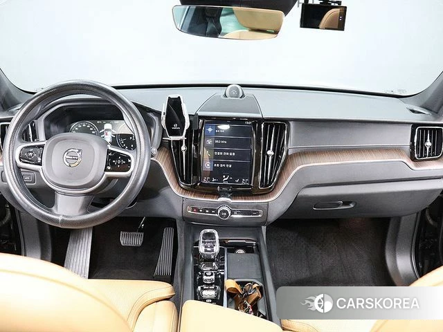 Volvo XC60 second Generation 2021 Черный из Кореи, фото 4