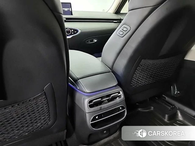 Genesis GV70 2022 Белый из Кореи, фото 4