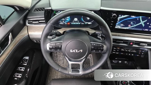 Kia K5 Hybrid 3rd Generation 2023 Белый из Кореи, фото 4