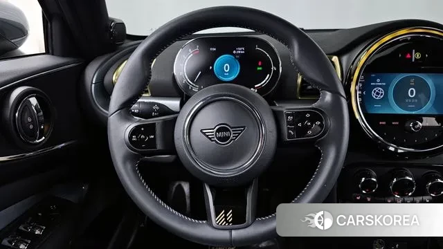 Mini Cooper Clubman 2023 Цвет галактики из Кореи, фото 4