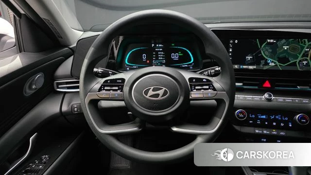 Hyundai The New Avante Hybrid (CN7) 2025 Белый из Кореи, фото 4