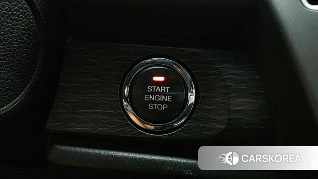 Ssangyong Korando Turismo 2018 Белый из Кореи, фото 4