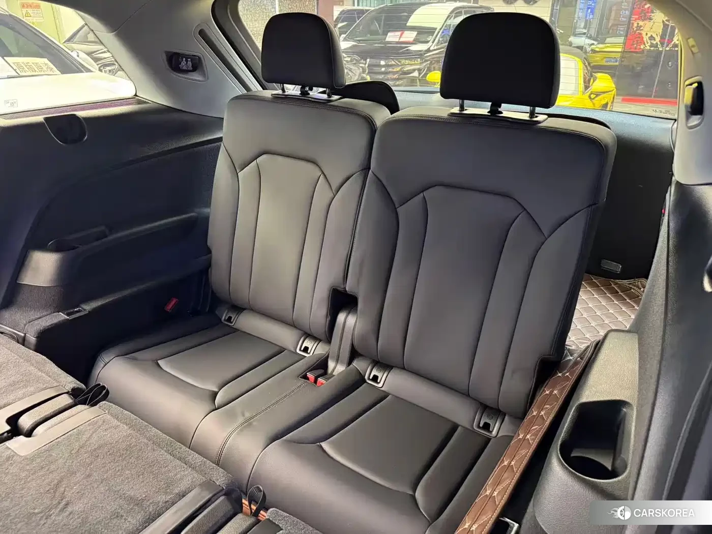 Audi Q7 2021 Silver/gray из Китая, фото 4