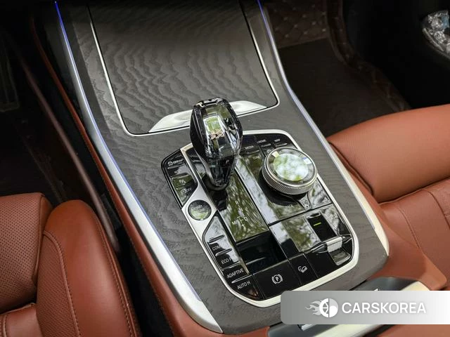 BMW X7 2021 Черный из Китая, фото 4