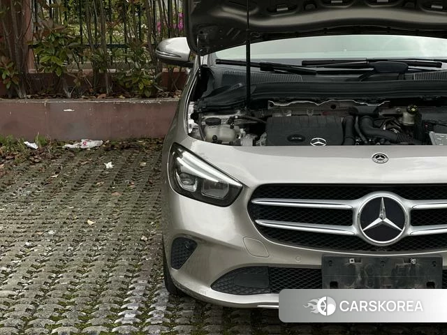 Mercedes-Benz Class B 2020 Серебристо-серый из Китая, фото 4