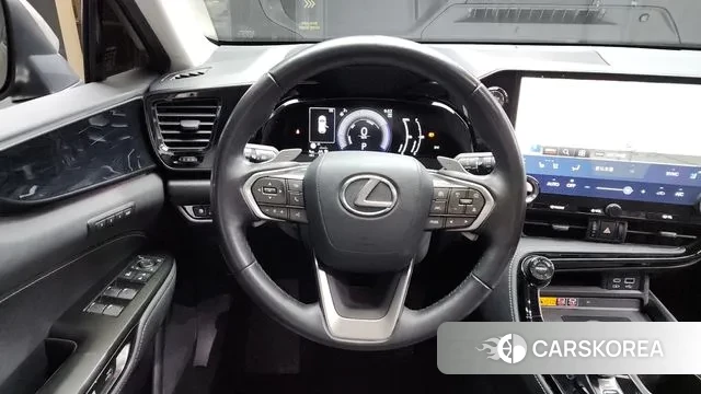 Lexus NX450h + 2nd generation 2023 Серебристо-серый из Кореи, фото 4