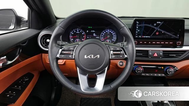 Kia The New K3 2nd generation 2021 Белый из Кореи, фото 4