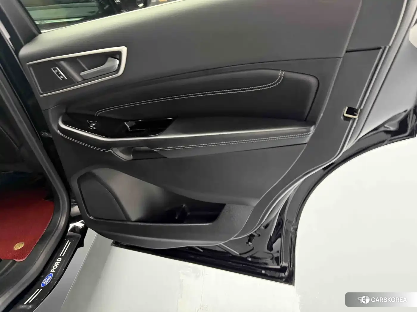 Ford Edge 2022 Черный из Китая, фото 4