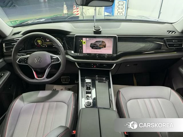 Volkswagen Tourang 2024 Черный из Китая, фото 4
