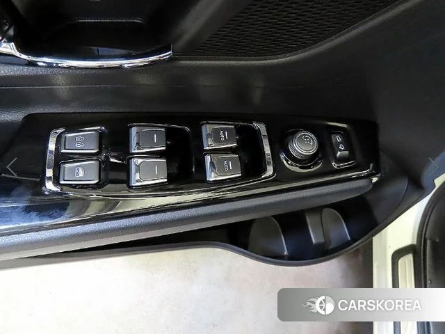 Ssangyong Beautiful Korando 2019 Белый из Кореи, фото 4