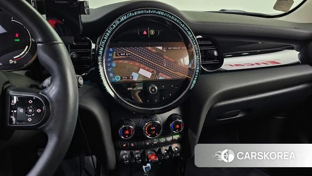 Mini Cooper 2021 Жемчужный цвет из Кореи, фото 4